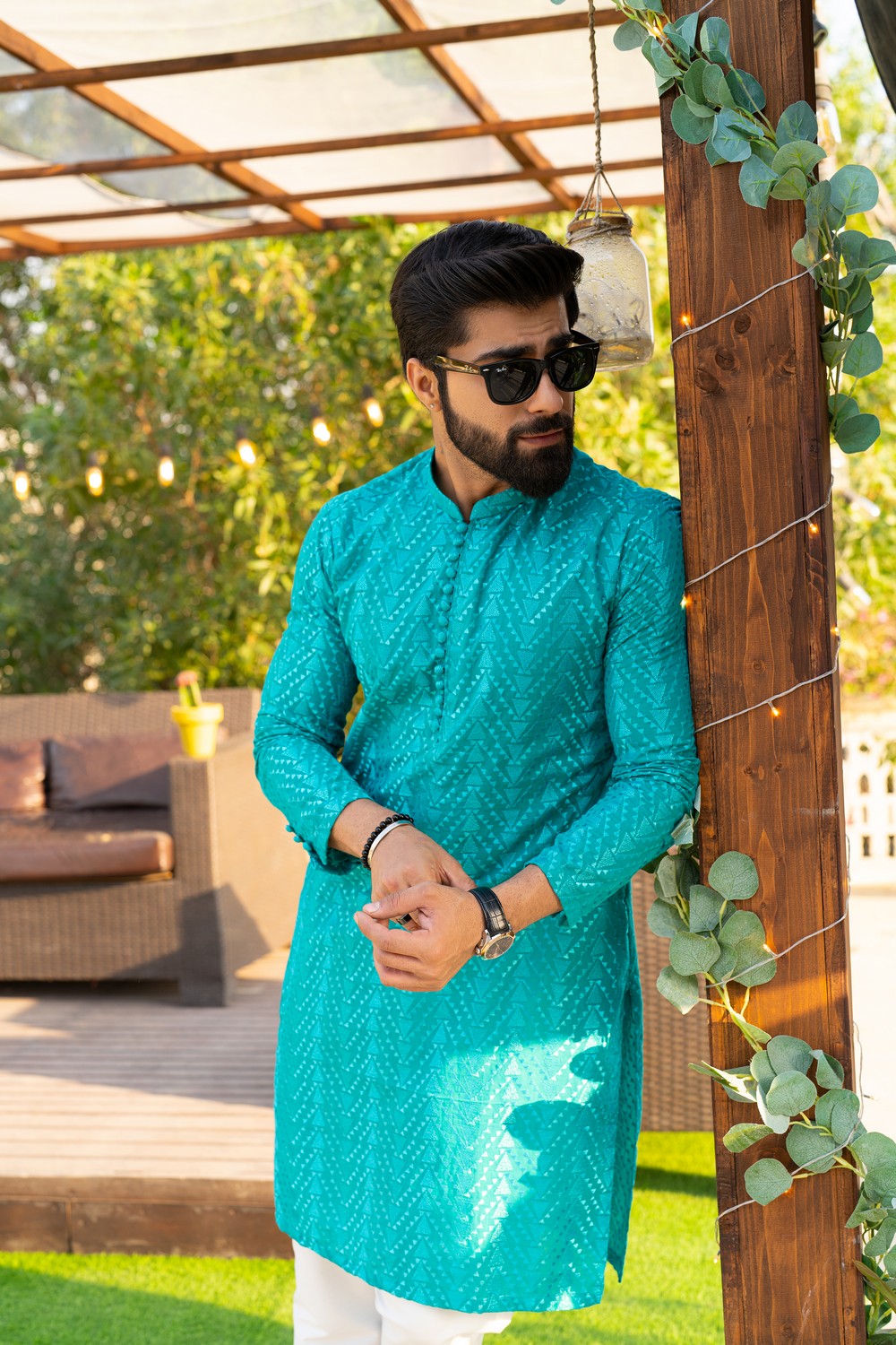 EMBROIDED KURTA PAJAMA