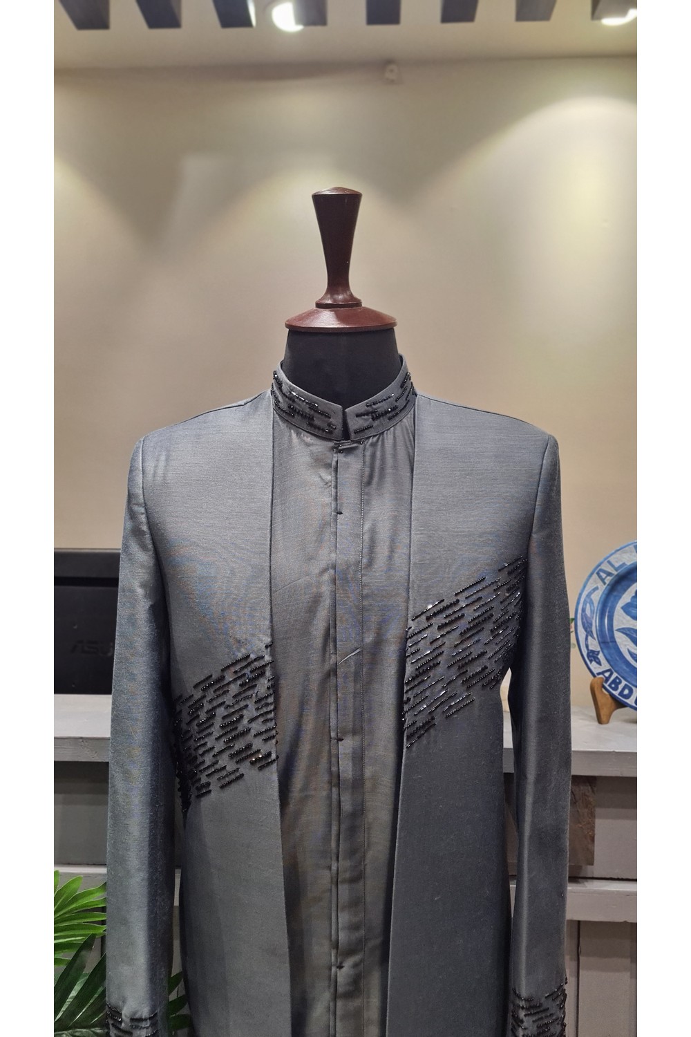 EMBROIDED Prince coat