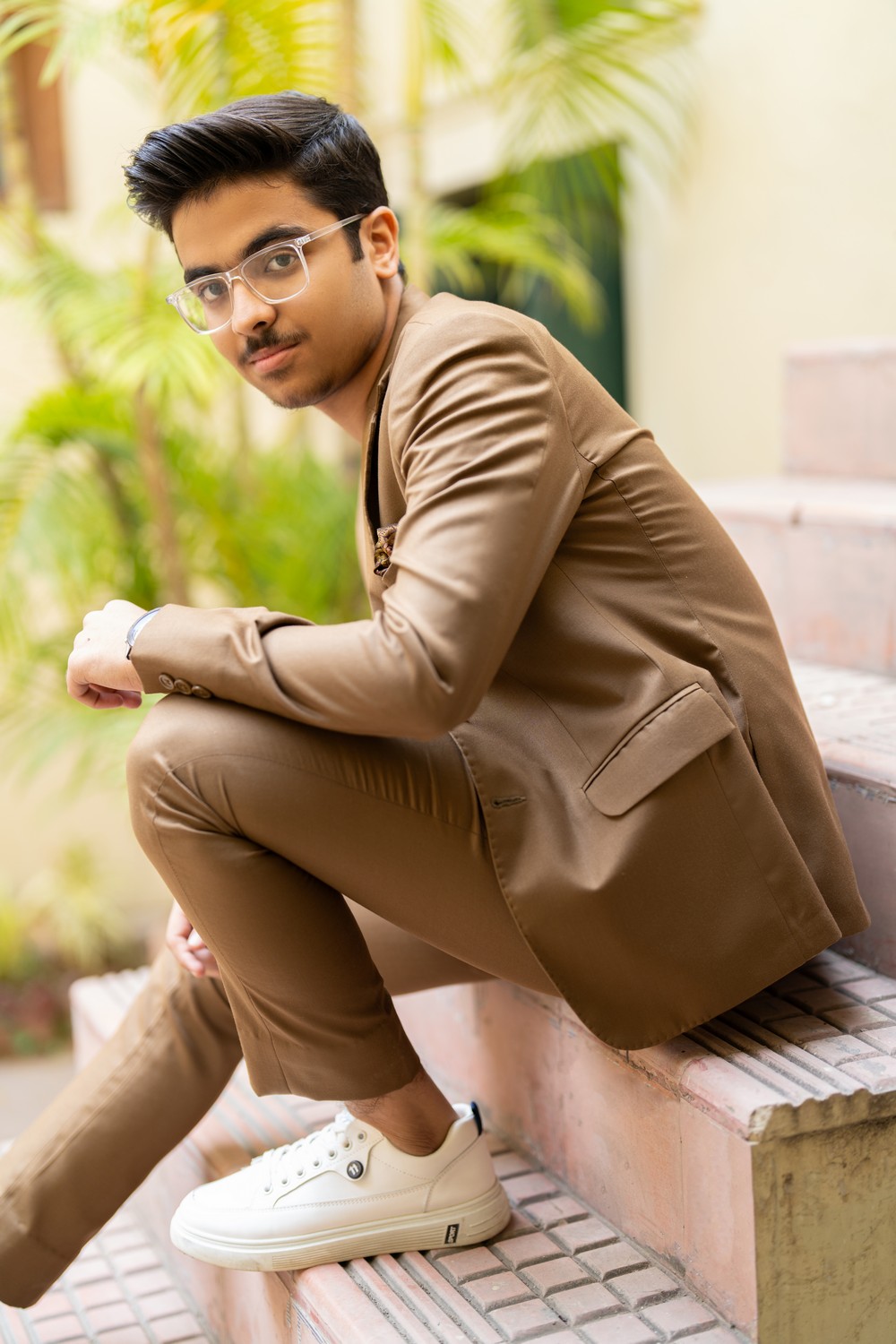 BROWN CASUAL SUIT