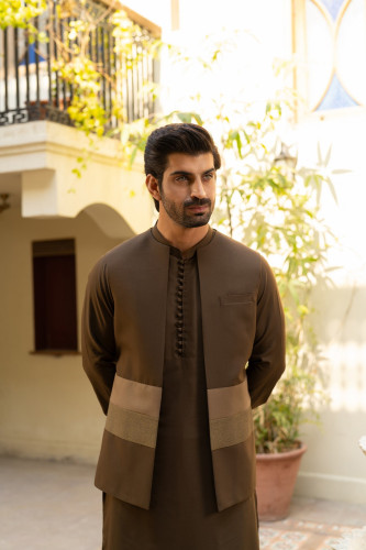 KURTA PAJAMA WITH WAISTCOAT