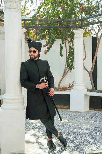 ARRIJAAL-BLACK EMBROIDED SHERWANI