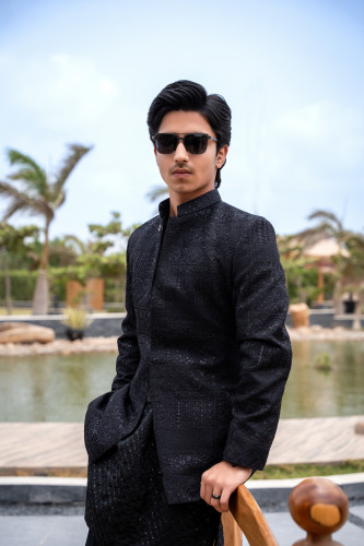 BLACK EMBROIDED PRINCE COAT