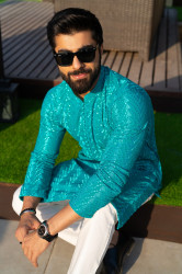 EMBROIDED KURTA PAJAMA
