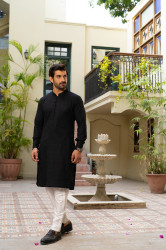 EMBROIDED KURTA PAJAMA