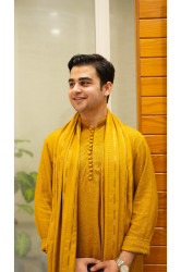 EMBROIDED KURTA PAJAMA WITH SHAWL