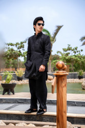 BLACK EMBROIDED PRINCE COAT