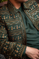 EMBROIDED PRINCE COAT