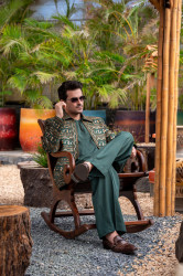 EMBROIDED PRINCE COAT